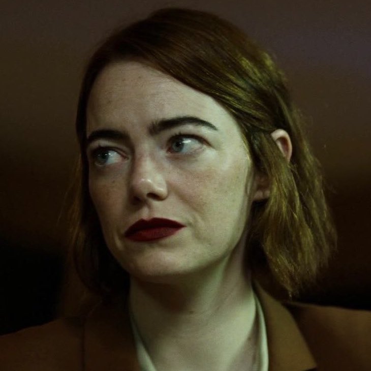 FilmUpdates's tweet image. Emma Stone tells W Magazine she is not playing Miss Piggy in the upcoming movie she is producing with Jennifer Lawrence:

“First of all, that is the biggest insult to Miss Piggy I’ve ever heard, and I will not have her name dragged through the mud like that. Why would I play a…