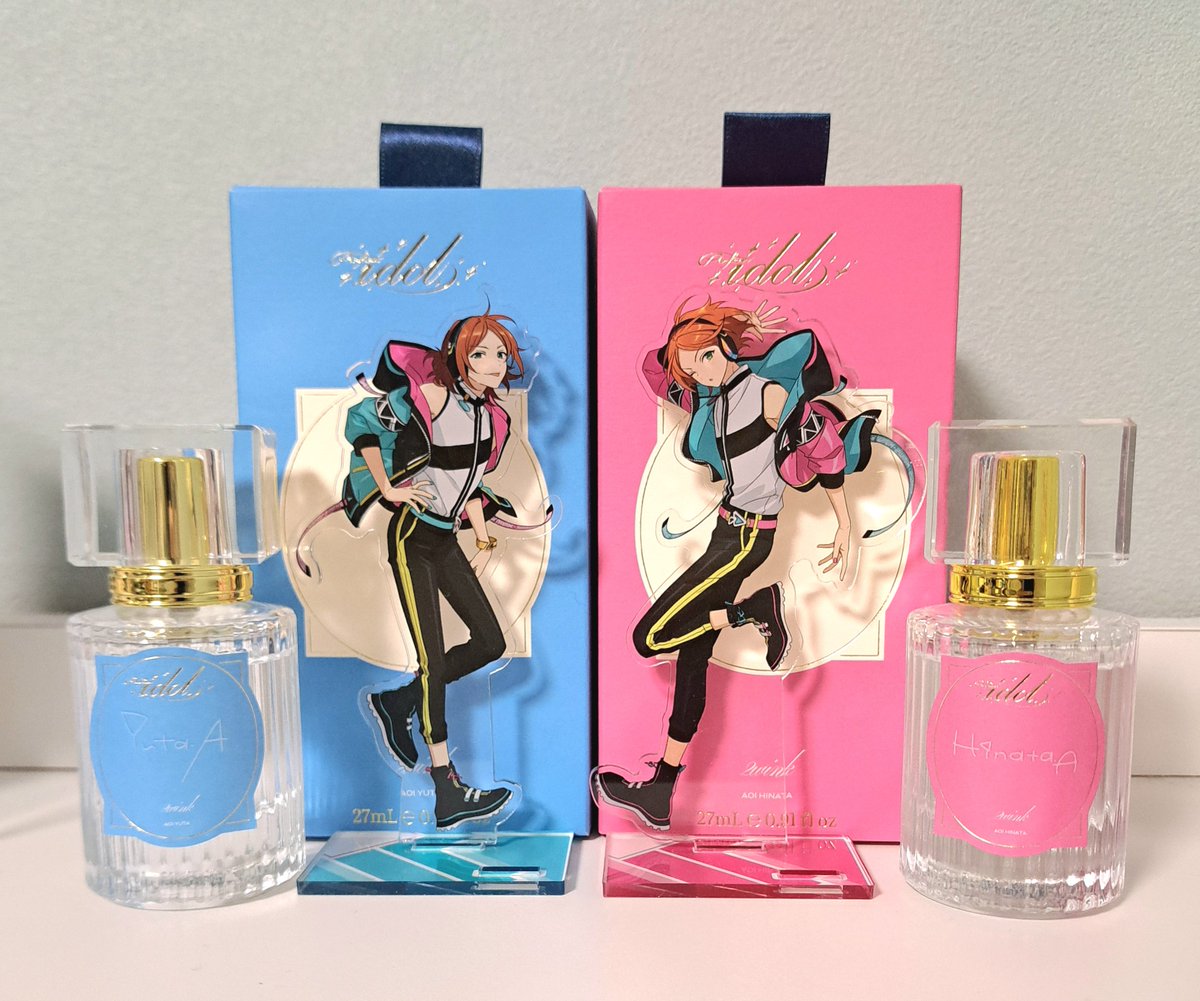 香水の外箱にアクスタがぴったりと聞いたのでのでやってみましたが、良