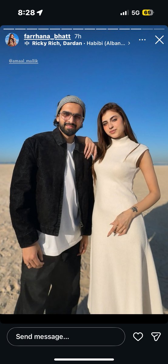 Factsssonlyyy's tweet photo. #FarrhanaBhatt𓃵 with her param-mitra #AmaalMallik 😂❤️
.
Both of them stunning as usual 😍
.
They’re in MALTA 🇲🇹 btw.! Not HANA asking @AmaalMallik to take the name “MALTA” ifykyk malta-maltii 🤣😭
.
@Farrhana_bhatt @AmaalMallik https://t.co/J0oGoGpEOp