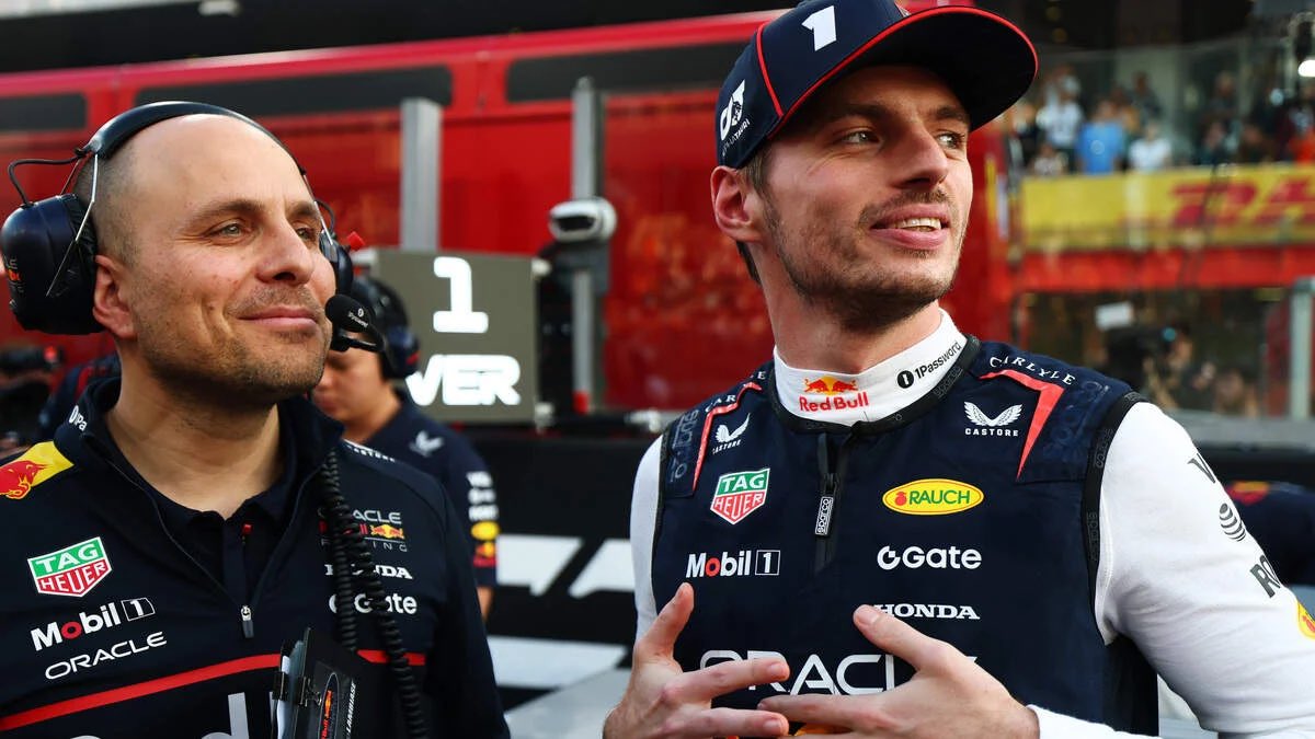 SCUDERIAFEMBOY's tweet image. according to erik van haren GP will remain with red bull and max this season! he also has a contract until 2027 ☺️