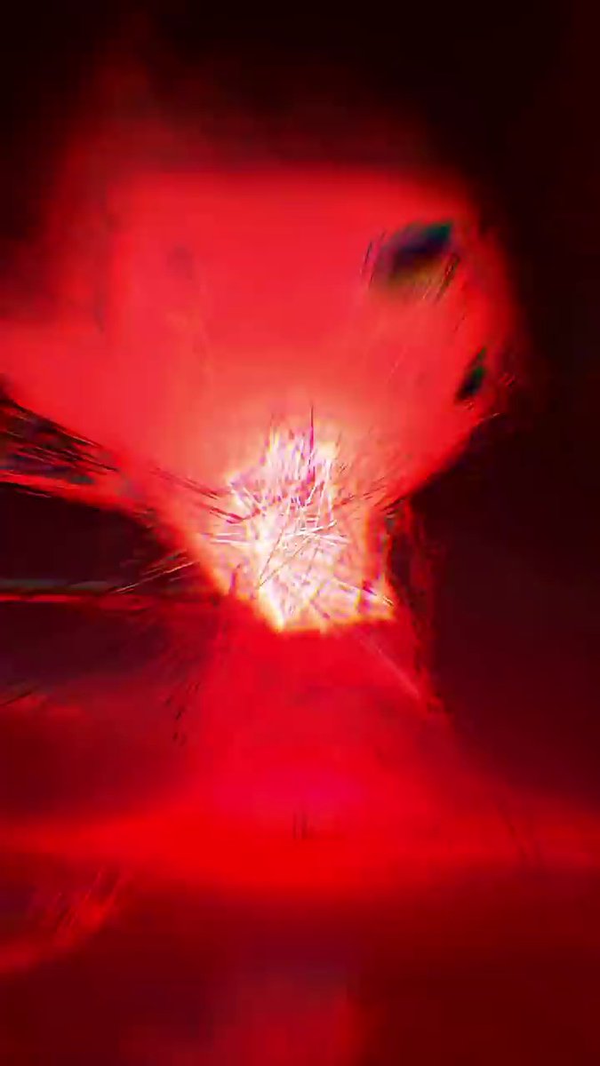 CeofEinova's tweet image. I desperately need to know what's going on with Ei and that red glow of hers...

That is NOT Electro