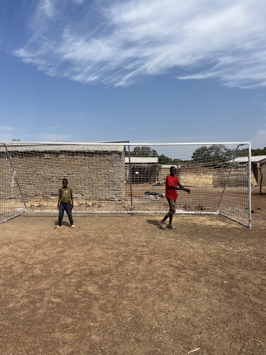 Keeper_Goals's tweet photo. ⚽ More than a goal. A global impact.

We were proud to donate a soccer goal to Scoop Soccer at Siraba School — a grassroots program teaching kids in Dagabo, Mali the skills, discipline, and life lessons that come with organized sport. Scoop Soccer isn’t just about playing — it supports education and builds confidence for boys (and soon girls) as they grow both on and off the field.

Huge thanks to Ibrahima Konate, whose passion for the game and commitment to his community helped bring this project to life, along with Abigail Hayo for helping coordinate and share the story.

And a special shoutout to @OneGlobalVill for the incredible work they do connecting communities, supporting education, and making initiatives like this possible. 🙌

This is why we do what we do. ⚽🌍