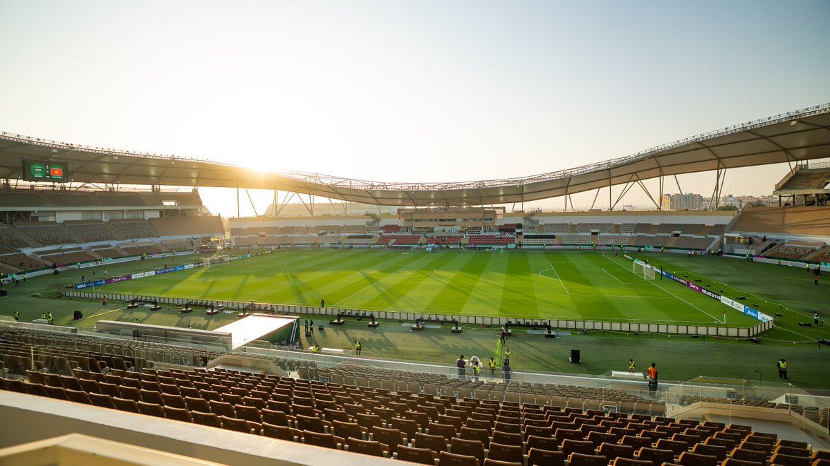 SaudiNT's tweet photo. مِن ملعب المباراة 🎬
#معاك_يالأخضر⁩ | ⁦#AFCU23 https://t.co/0Qxhy6RZec