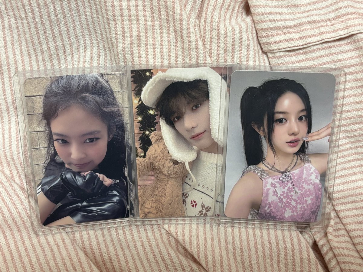 miubears's tweet image. fav pcs of my biases ♡