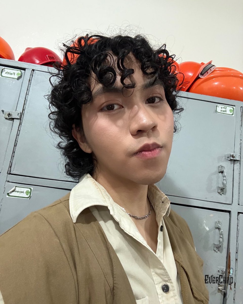 121725 | EVERCHILD Photoseries 📸
Everchild at Iskultura - Arellano University 🌙✨

#EVERCHILD 👁️ #EVERCHILDPH
#EVERCHILD_AIRO #REENTERTAINMENTMNL
#ISKULTURA #ArellanoUniversity