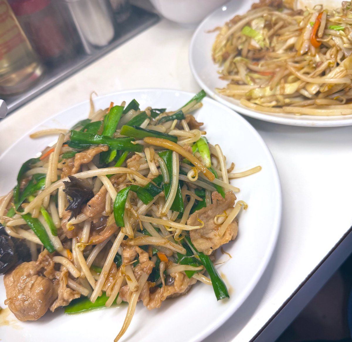 lady_39's tweet photo. 結局合流したの23時🫩🫩
町中華食べて明日は一緒に出��でござる🐒🍜 https://t.co/ERgsJkb1m9
