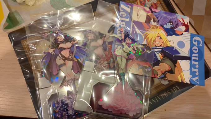 色紙はルークに嫉妬されそうでバッチはお姉ちゃんの方が来たからスレイヤーズTRYしないといけないわね⋯