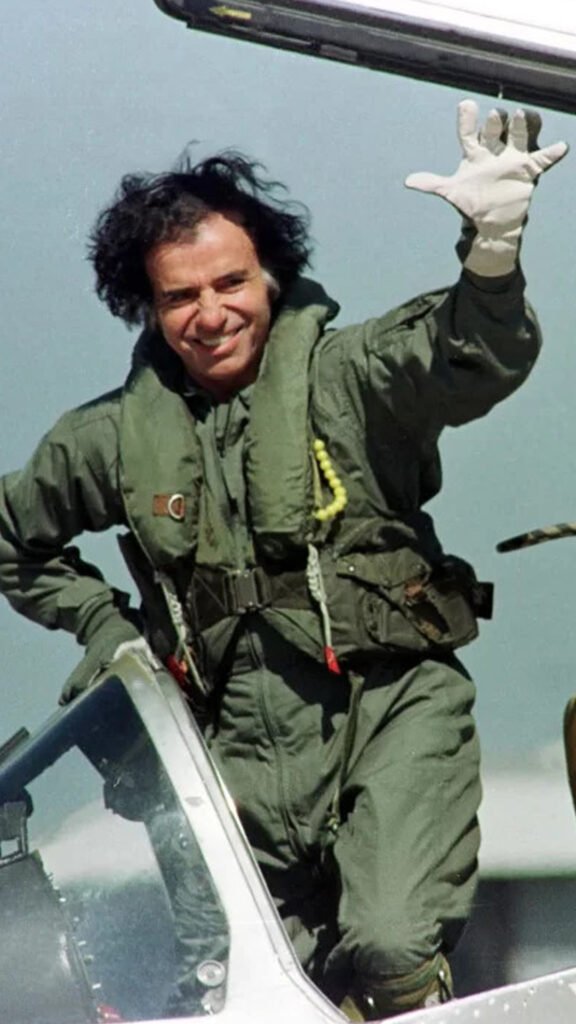 Cuando estaba el Carlo los F-16 ya eran viejos .
Datazo.