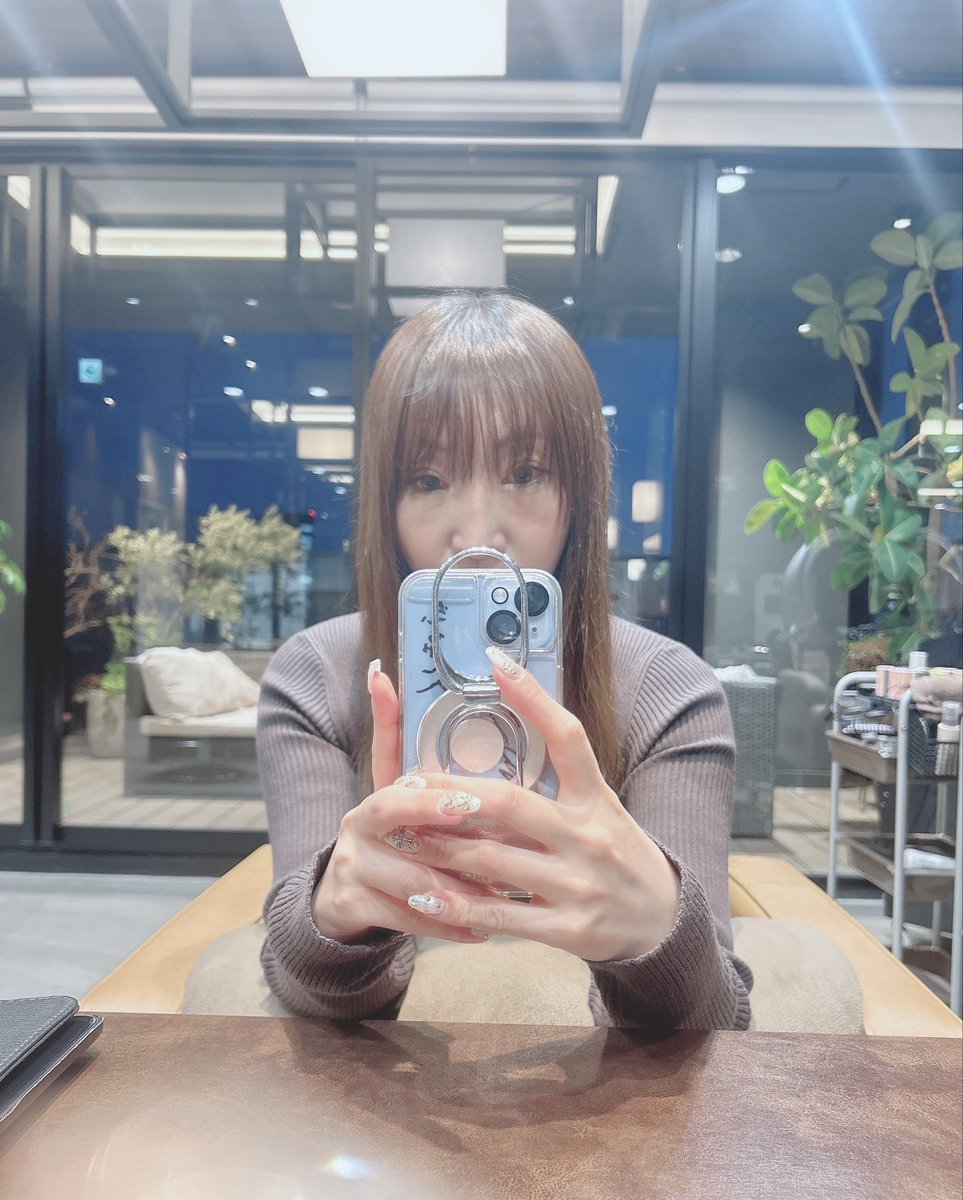 chisa_plus's tweet photo. あけましておめでとうございまーーす‼️🧡😆🧡🎉🎉🎉

今年もよろしくお願いします🙇‍♀️🙌🙌🙌

もう1/7だけどね😂
１ヶ月以上SNSあげてなかったよー💦

今日は美容院でいつものカットカラートリートメントしてきましたぁ😍

あとはめっちゃ久しぶりの一人カラオケ🎤😇✨✨

今月は配信も少しはしよ🤏😇🌸 https://t.co/0JesZbwDYc