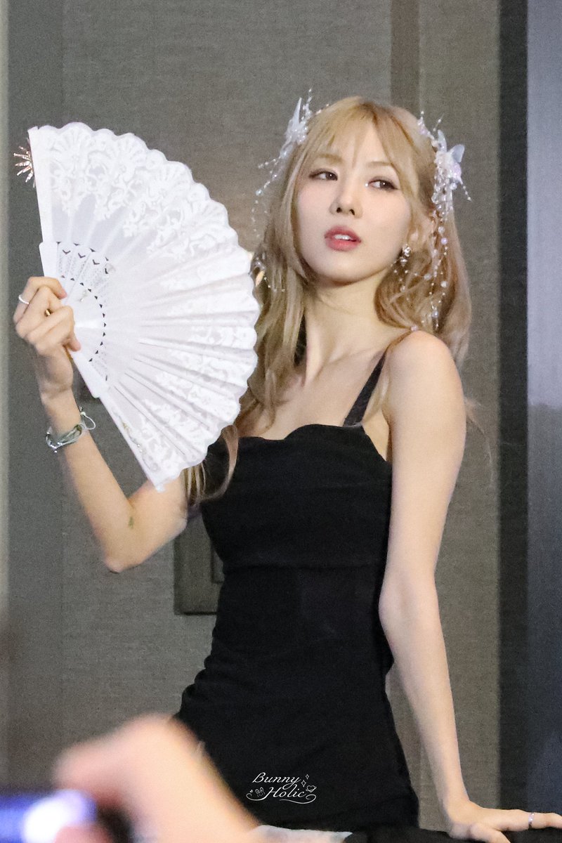 🐶HAPPY YOOHYEON DAY🐶

240823 MS 팬싸 Fansign
⋅•⋅⊰∙∘ ꪆৎ ∘∙⊱⋅•⋅

#유현 #YOOHYEON 
#드림캐쳐 #Dreamcatcher 
#HappyYOOHYEONday 
#유아유 #UAU 
#Dreamcatcher_UAU