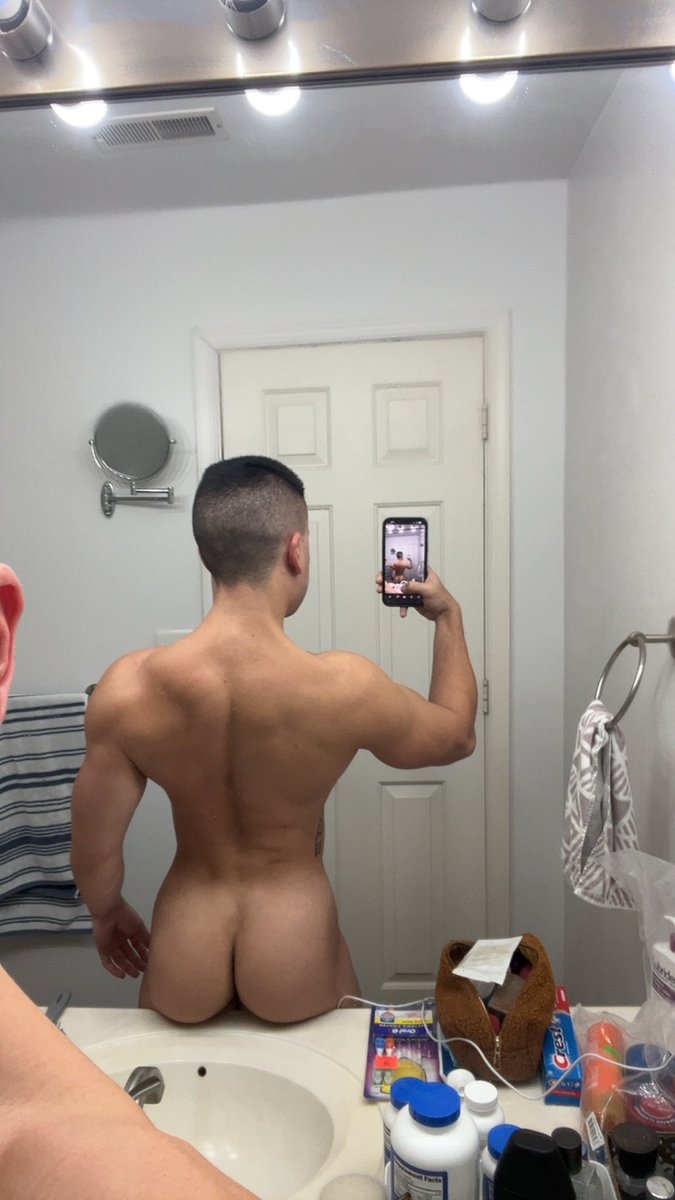 Seçimini yap hadi bol bol RT lütfen 😈