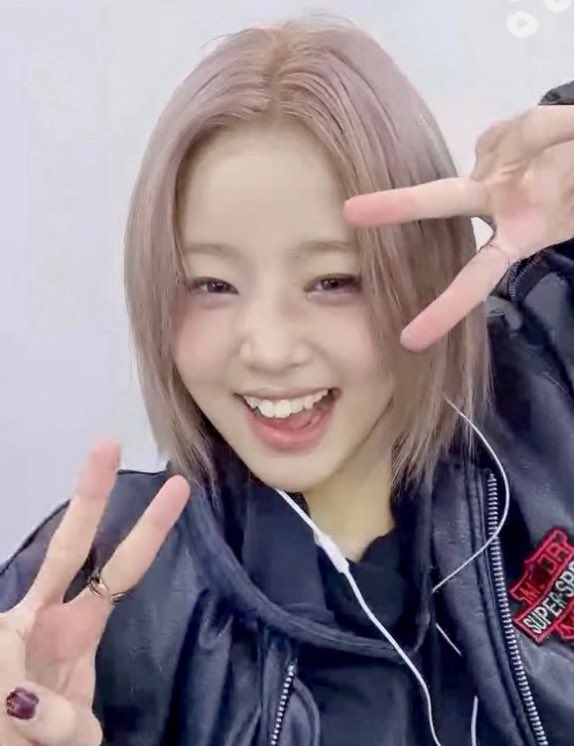 YoungPosseGBL's tweet image. Young Posse’s new looks so far.
Which one is your favourite? 

  #영파씨 #YOUNGPOSSE #LOSEYOURSHXT