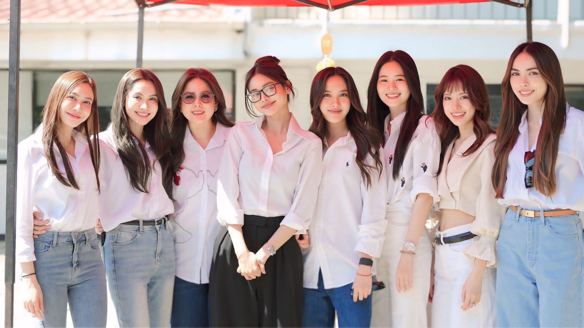 รวมภาพบรรยากาศแห่งความเป็นสิริมงคล
จากการสักการะพระพิฆเนศ โดยทีมผู้จัดและทีมนักแสดง #4Elements 🎬

#วิวาห์ปฐพี
#นทีร้อยเล่ห์
#เสน่หาวาโย
#โซ่รักอัคนี
#NorthStarEntertainment