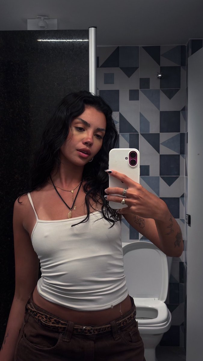 amaislinda453's tweet image. Futura ex ficante de alguém em 2026