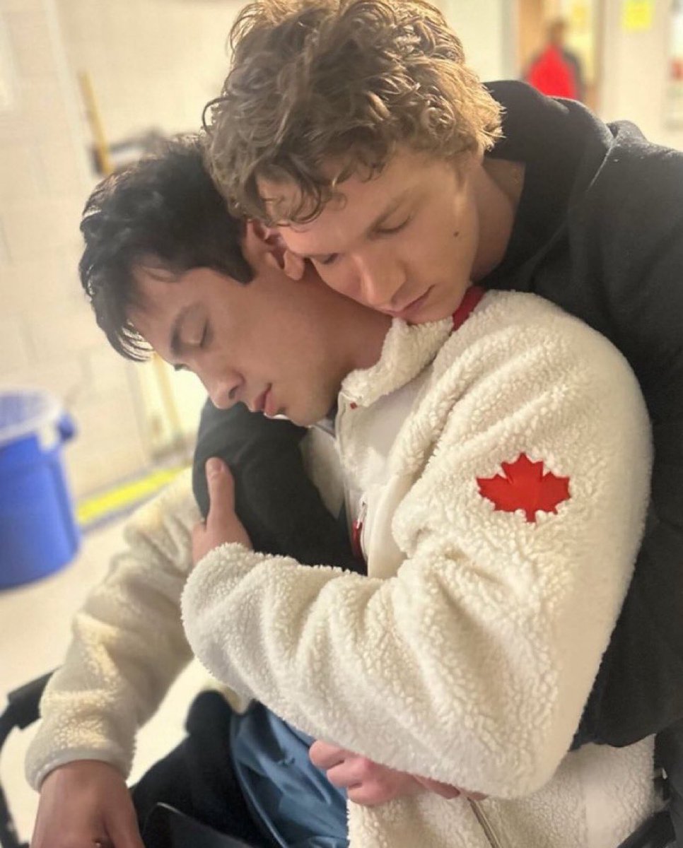 dailyhudcon's tweet image. 