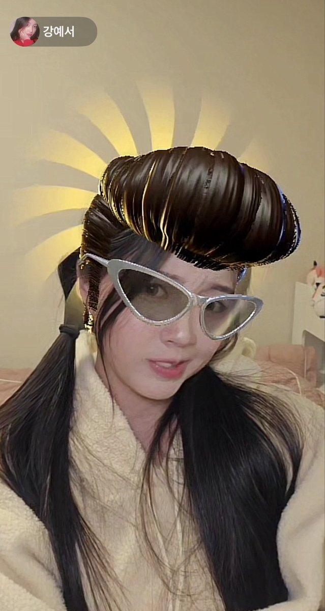 NfUay's tweet photo. 🤣🤣🤣
#강예서 #예서 #Yeseo #イェソ https://t.co/zADYzV02xk