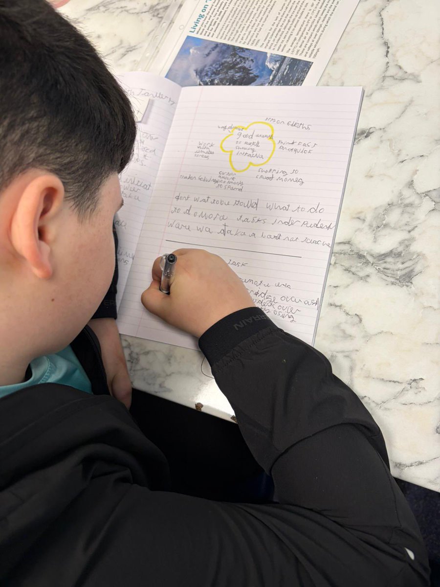 reintegreat's tweet photo. ππ This morning in our Pixl Edge theory lesson, our KS3 students learned all about using their own initiative! π‘β¨ They explored how taking initiative can empower them and help in their journey to success! ππͺ Keep up the great work, KS3! ππ
#PixlEdge #StudentSuccess #IcanDoIt