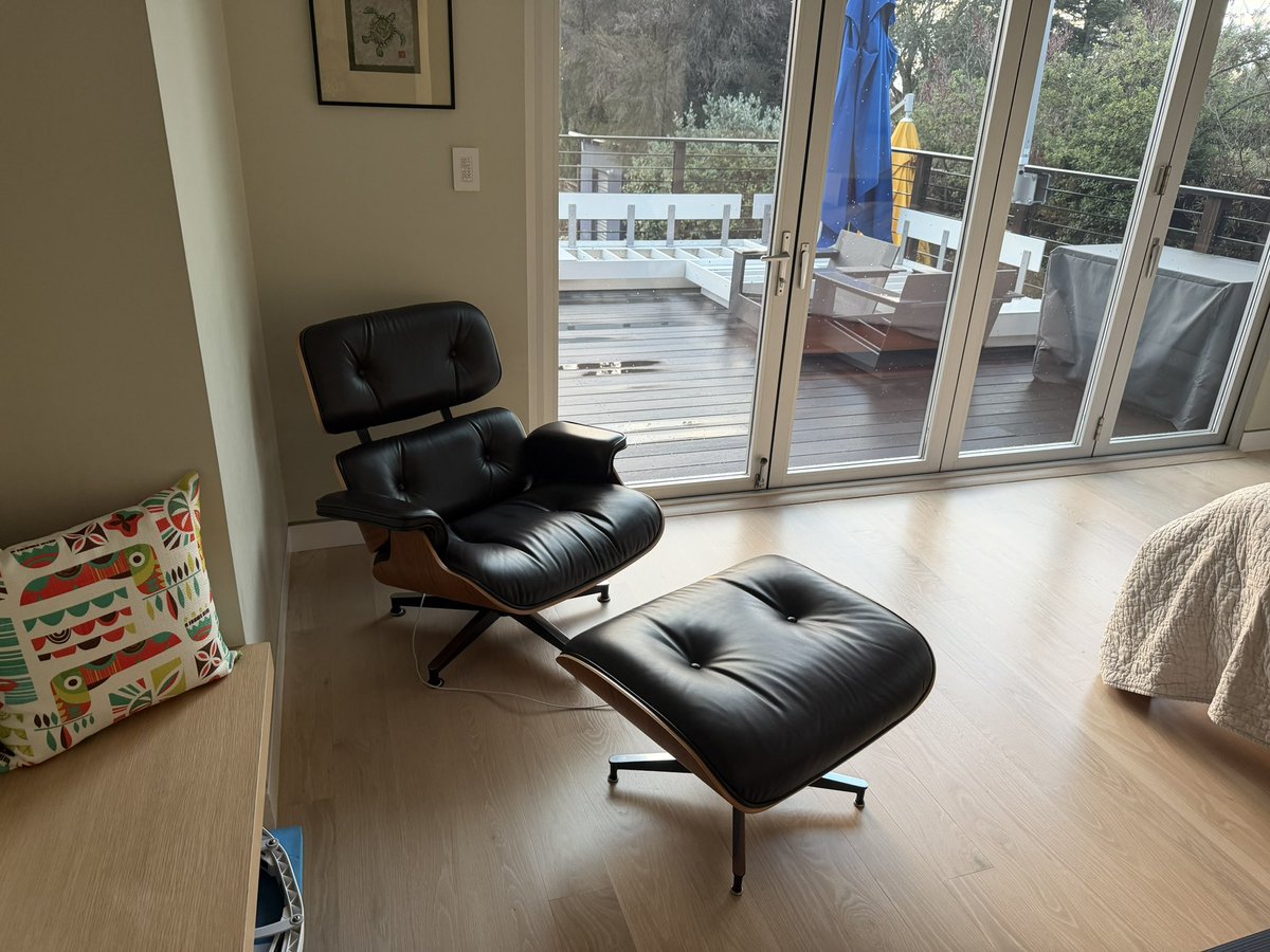 Dan Sully @dsully@mastodon.social tweet media