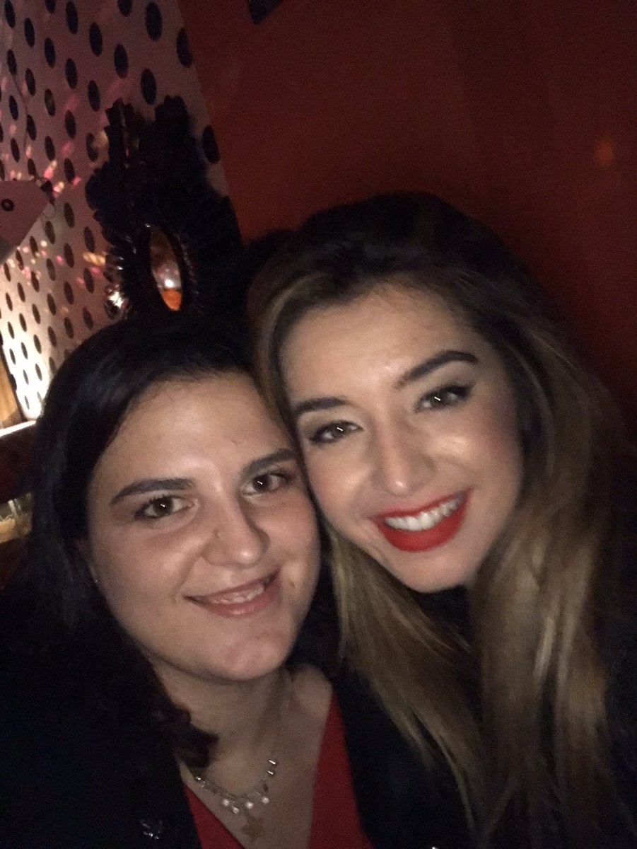 MonCohan's tweet image. quién iba a decir ese 5 de enero de 2018 que ocho años después los reyes me iban a traer una bratz tuya @lolaindigomusic