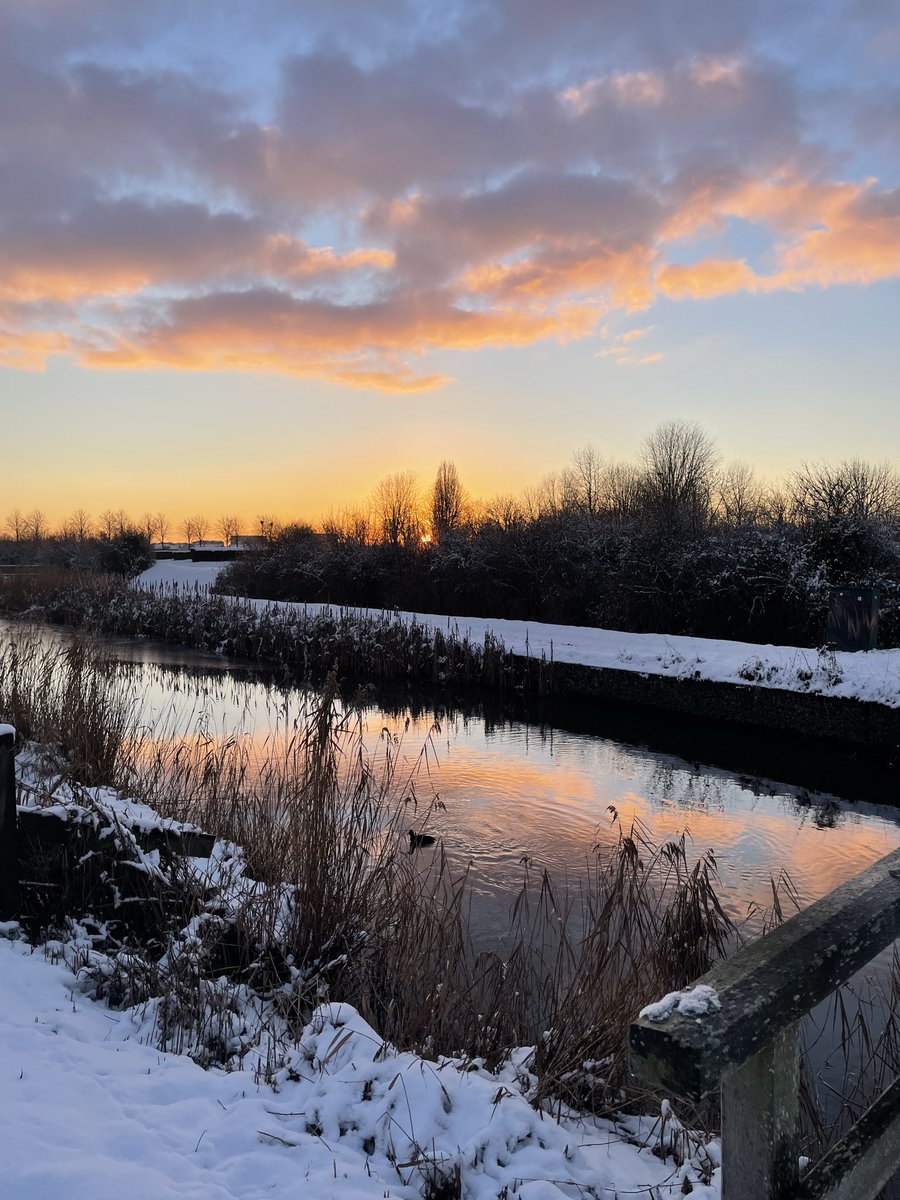 carportje's tweet photo. #winterwandeling https://t.co/gxBoMhwf6l