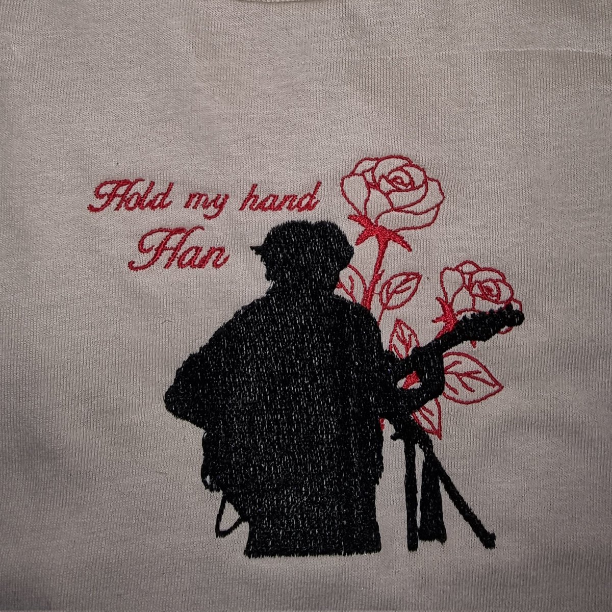 gloomxparx's tweet photo. I think my embroidery is really pretty and I want more people to see the things I make but I dont know how to get the audience 🙃 💔 https://t.co/auEI7bHMPP