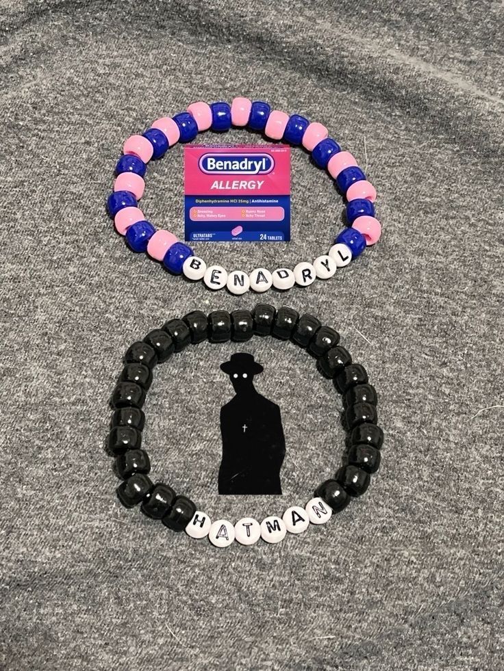 equine__dentist's tweet image. his and hers friendship bracelets &amp;lt;3