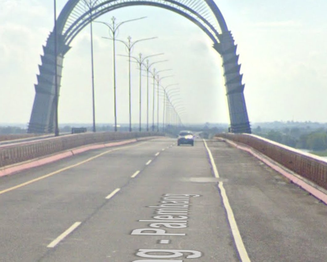 TitiusBitius's tweet photo. here's a thread on the absolute catastrophic state of our new toll roads. i'll try to update every so often

(in order)

1. Cisumdawu KM 197
2. Manyar - Mojokerto KM 3
3. Kayu Agung - Palembang KM 364
4. Serpong - Balaraja KM 17 https://t.co/xiam2FVCbP
