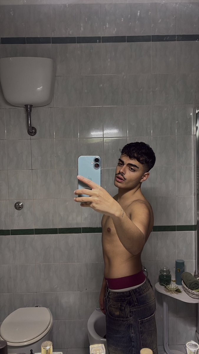 ern (@ernstaletto) on Twitter photo 