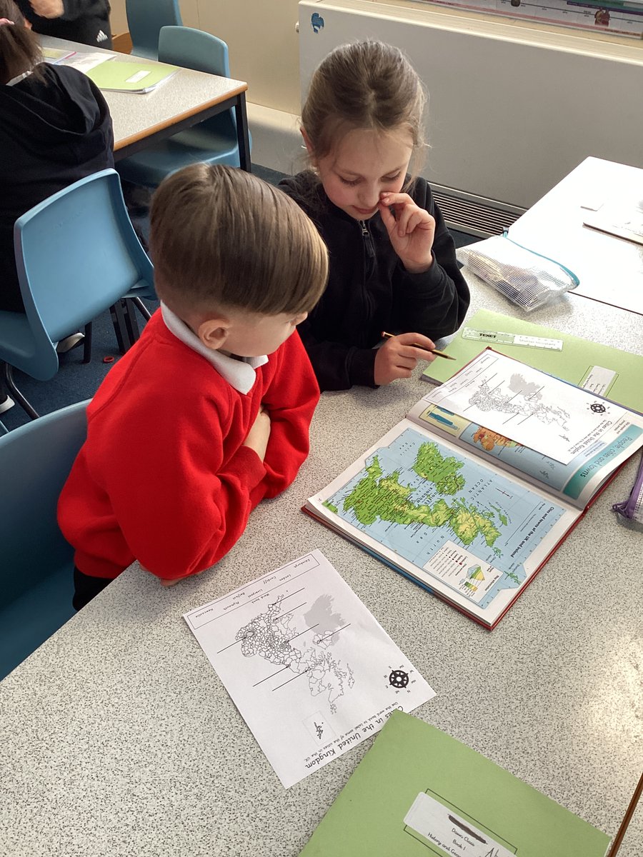 Geography at our one of our partner primary schools @ECSTGOldham . 🌎
Would you make a great primary teacher? Get in touch now to make it happen!
#traintoteach #teachertraining #oldham #manchester