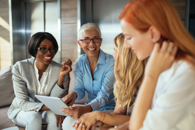 Science confirms: six habits foster greater meaning in work. Move beyond just perks. When employees see the purpose in their work and are trusted to deliver, they bring their best. Discover how to foster this high-performance environment. bit.ly/4qGIUHk