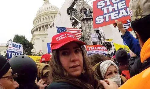 GaryPetersonUSA's tweet photo. Remember, January 6th was just simply peaceful tourists, which was actually just antifa, but actually we were tricked by feds, plus it was just playful trespassing, and also it was just a meet and greet for Chaya and fans.  

#LawAndOrderParty
#PartyOfPersonalResponsibility https://t.co/cZv2L77Igt