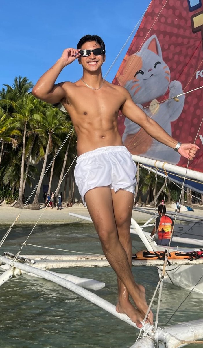 Rapsaaa

#cutepinoy #pinoyhotmen #pinoyfeet #AlterManila