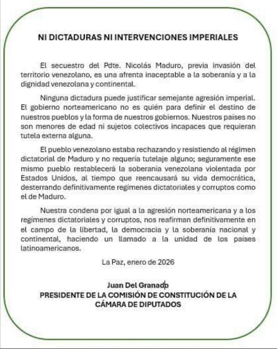 karolinakiroga's tweet photo. Les dije, no voten por Juan del Granado porque es una reverenda 💩

Dice que el pueblo venezolano solito luchaba contra la dictadura, no necesitaba de EEUU.

Van más de 20 años y seguía la opresión, zurdo de …
 
En Cuba, van 65 años, pedazo de … https://t.co/Z7OmFpHsje