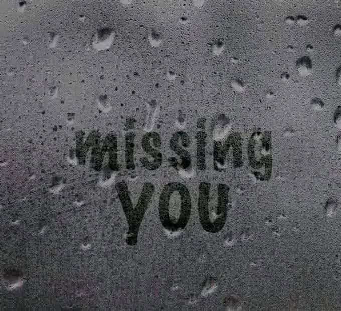 محبت صرف اظہارِ محبت کو نہیں کہتے ،
فریب سعیٔ لا حاصل ، نہ تم سمجھے نہ ہم سمجھے _