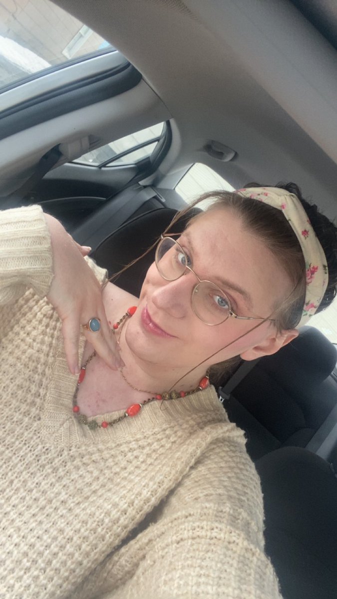 stoopedhead's tweet image. trans woman’s first day at work will she pay off her debts (no)