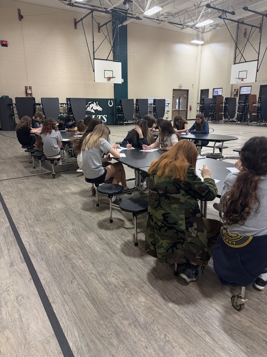 Setting our fitness goals for the semester &amp; implementing some writing in PE!! <a href="/HumbleISD_CMS/">Creekwood Middle</a>