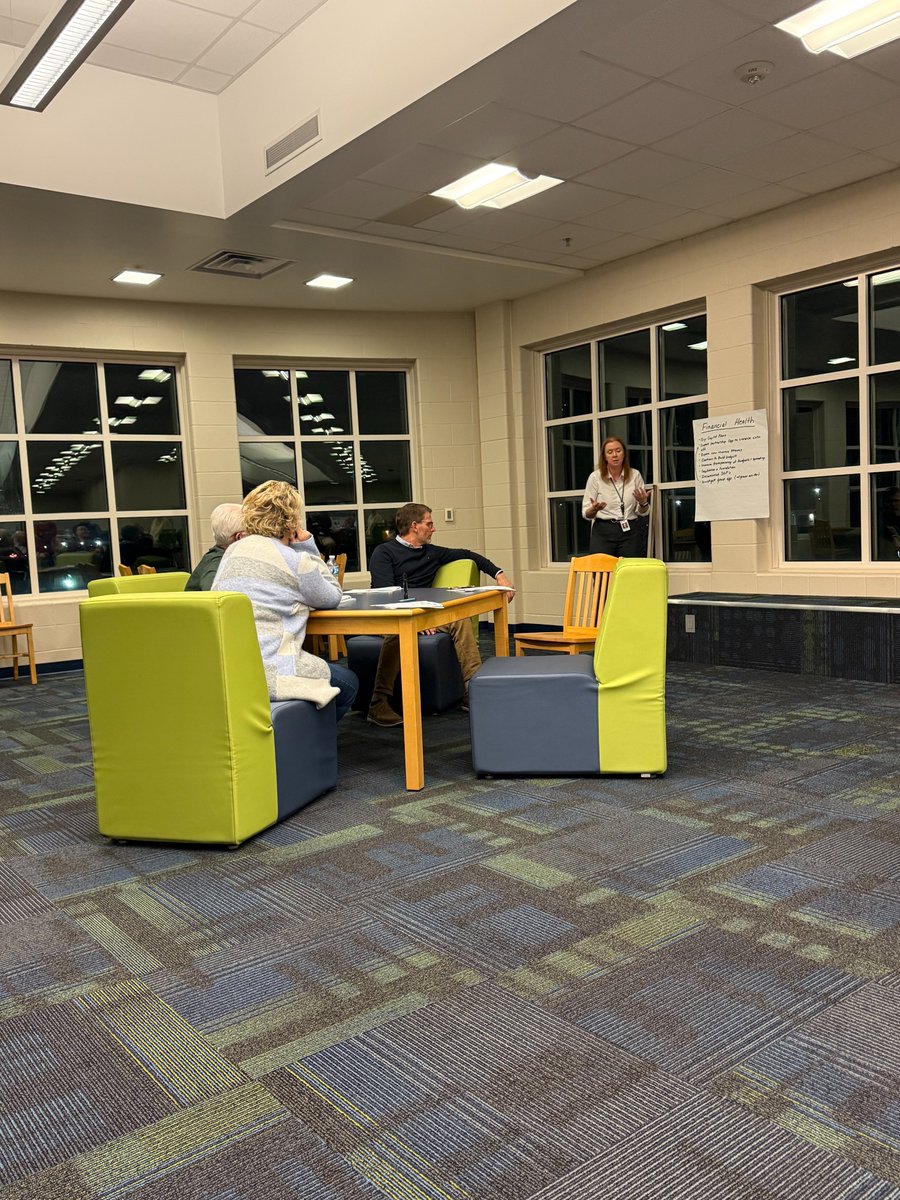 Flyer Flight Crew tweet media