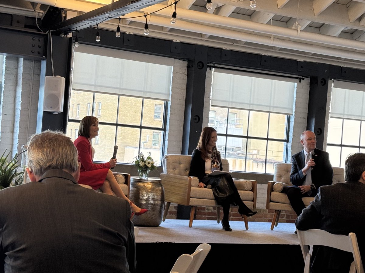 At Literacy Conf in Ogden listening to Deanie Wimmer facilitate a discussion with Gov Cox and National Asst Secretary Kirsten Baesler discussing the need for more paraprofessionals to help teachers and reduce chronic absenteeism to get a laser focus on literacy. #utpol #uted