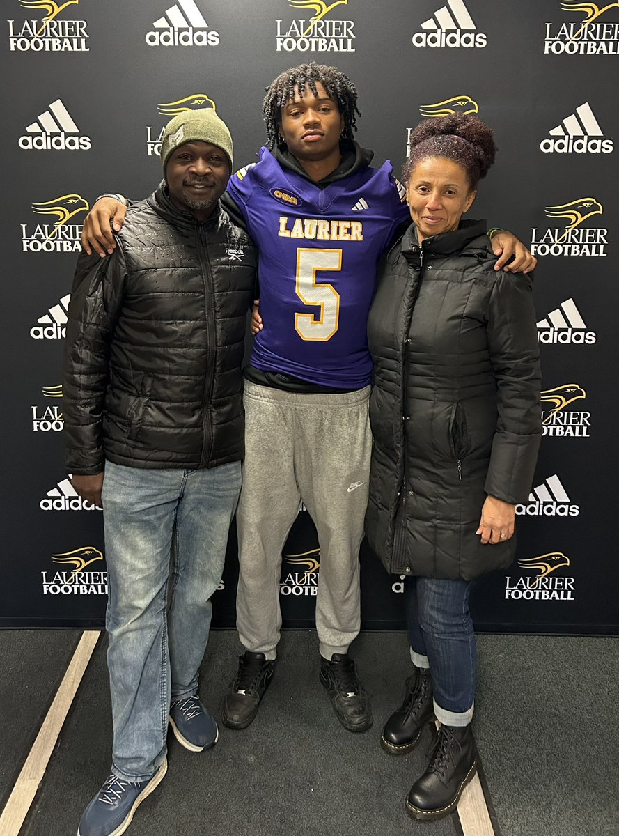 Laurier Golden Hawks Football tweet media