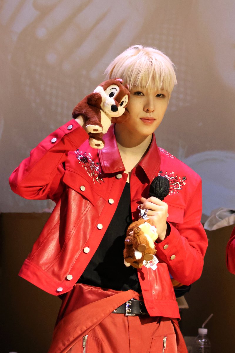 yuhi_thx's tweet image. 260104  MAKESTAR TAIPEI

小森優陽がチップのパペットをはめて、ペコペコ動かしてるのキューアグすぎて息するの忘れてた

#NEXZ #넥스지 #ネクスジ
#HYUI #휴이 #ヒュイ