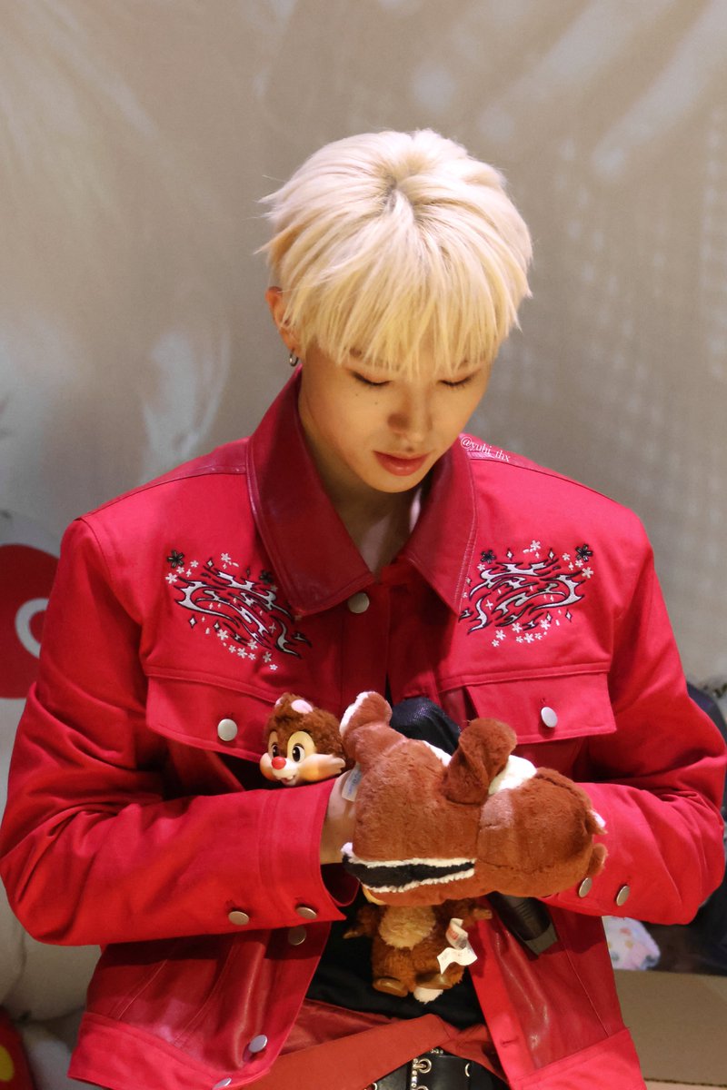 yuhi_thx's tweet image. 260104  MAKESTAR TAIPEI

小森優陽がチップのパペットをはめて、ペコペコ動かしてるのキューアグすぎて息するの忘れてた

#NEXZ #넥스지 #ネクスジ
#HYUI #휴이 #ヒュイ