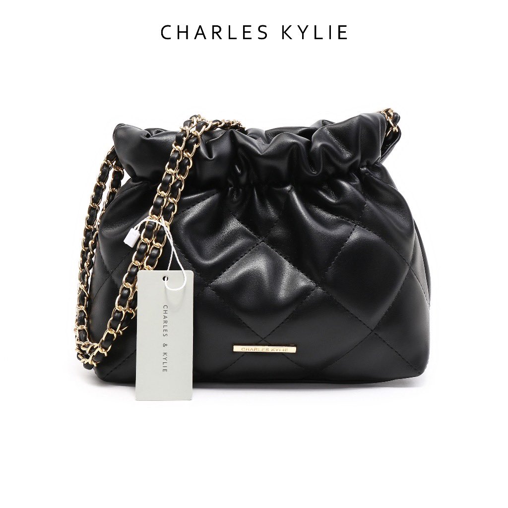 zenrbjn's tweet image. aku punya recommend tas tas lucu yang harga nya ga masuk akal (murah bgt) tapi ga murahan, cocok bgt di dompet mahasiswa☺️ 
#mahasiswa #murah #taslucu #lucu  #outfit #lokal

a thread