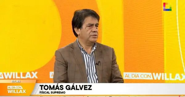 hurgamemoriaPE's tweet photo. #ULTIMO Fiscal interino cuello blanco Tomás Gálvez, al servicio del pacto mafioso del Congreso, desactivó 4 equipos: Lava Jato, EFICCOP, Cuellos Blancos y DDHH.

Un paso directo a la impunidad de los mayores casos de corrupción. El pacto corrupto lo protege y apoya. 

#PorEsteNo https://t.co/P93SWD3SgM
