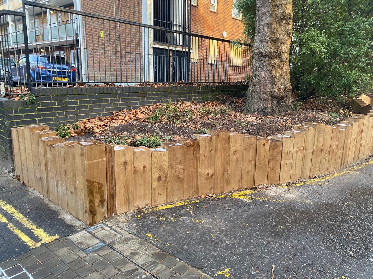 Sarahassan_lv's tweet photo. After a long campaign, the area outside of the Little Venice Sports Centre @ActiveWCC is now looking fab✨, with new wooden blocks replacing those which broke or fell off. Grateful to all those involved who made it happen @CityWestminster @Caraquest!🙏 https://t.co/WeAyDEOLxr