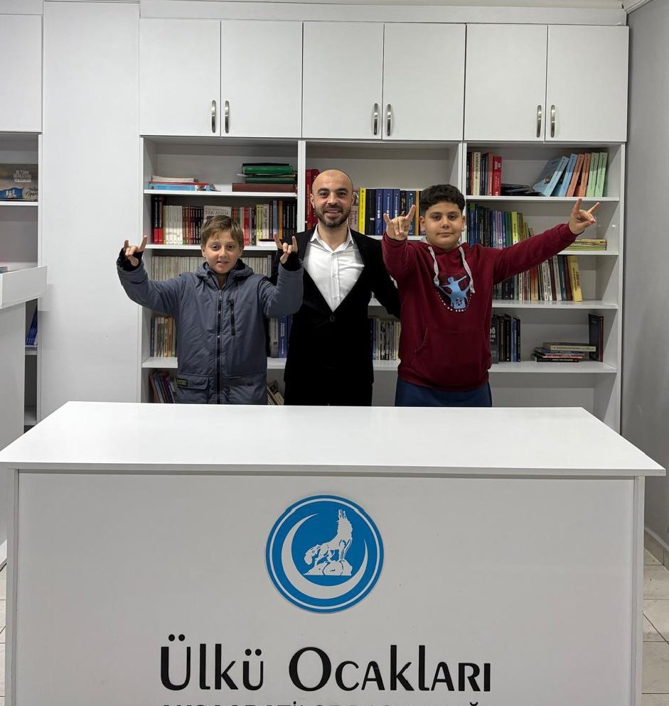 bayrakertgrl's tweet photo. Türk Gençliği Ülkü Ocakları'nda Yetişiyor. 🇹🇷 https://t.co/jjCCPZ2pus