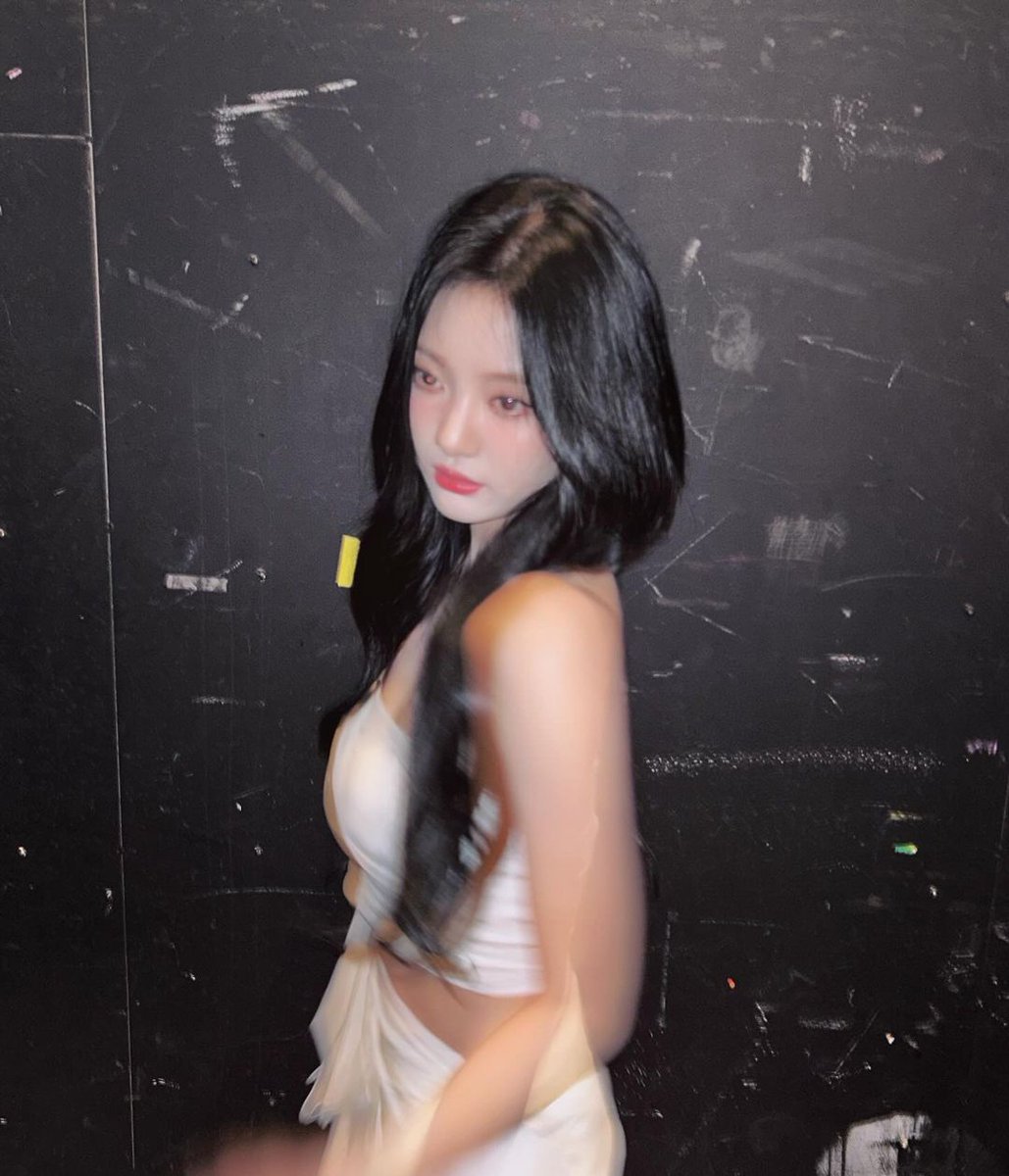 aesparkletw's tweet image. 𝙼e fui al #𝓩𝕚𝐀𑁯𑣿𝟸ʼ居住𝐜ōncᥱr𝕥 y no volví más porque mentalmente aún sigo en ese #𝟶𝟻𝟶𝟷ৎ୭に𝐳𝑦𝐳𝑦 que viví a lo grande cantando todas las joyitas musicales que mi reina presentó en #𓊈𝙻o𝐯eいঌ𝙷oɴes𝐭𝕪𓊉, fue increíble!

𝐛𝑙ue 𑄻༏𑄾 𝐛utte𝐫𝑓𝐥𝚢ྀ #𝑛a𝐫e𝐥𝐥a𝚑