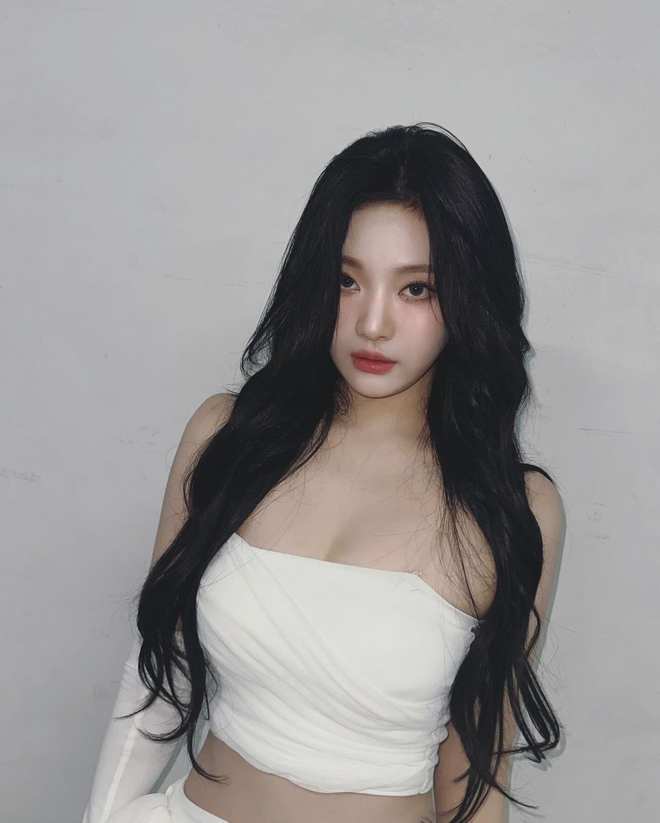 aesparkletw's tweet image. 𝙼e fui al #𝓩𝕚𝐀𑁯𑣿𝟸ʼ居住𝐜ōncᥱr𝕥 y no volví más porque mentalmente aún sigo en ese #𝟶𝟻𝟶𝟷ৎ୭に𝐳𝑦𝐳𝑦 que viví a lo grande cantando todas las joyitas musicales que mi reina presentó en #𓊈𝙻o𝐯eいঌ𝙷oɴes𝐭𝕪𓊉, fue increíble!

𝐛𝑙ue 𑄻༏𑄾 𝐛utte𝐫𝑓𝐥𝚢ྀ #𝑛a𝐫e𝐥𝐥a𝚑