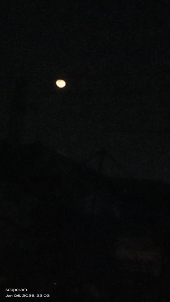 drpsgurjar's tweet photo. #SakatChauth mata ki jay 
Chand dikh gya hai https://t.co/aaD9ZZFNIv