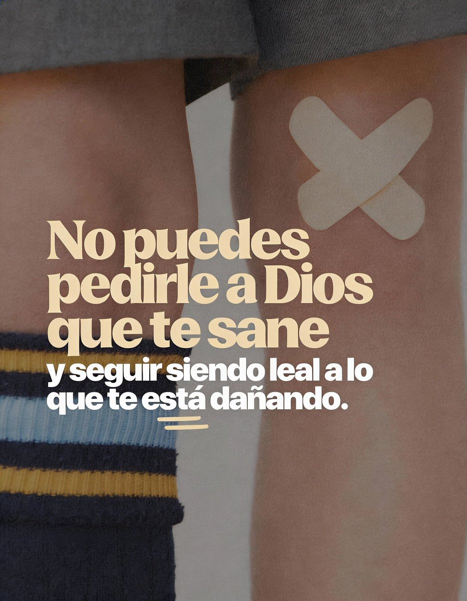 ojoalcielo_'s tweet photo. Le pides a Dios sanidad, pero sigues siendo fiel a lo que te está rompiendo por dentro. 😳

A veces no es falta de fe u oración,
es falta de renuncia.

10 frases poderosas que te enseñarán a romper alianzas con tu herida para que la Gracia te transforme de verdad: 👇

Hilo 🧵 - https://t.co/MjjnWlcnhi