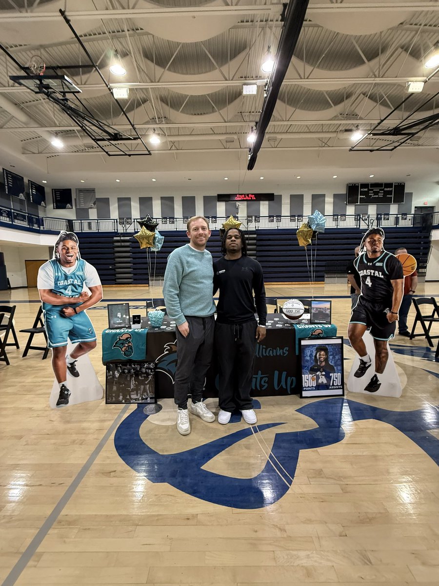 Tyler Lewis tweet media